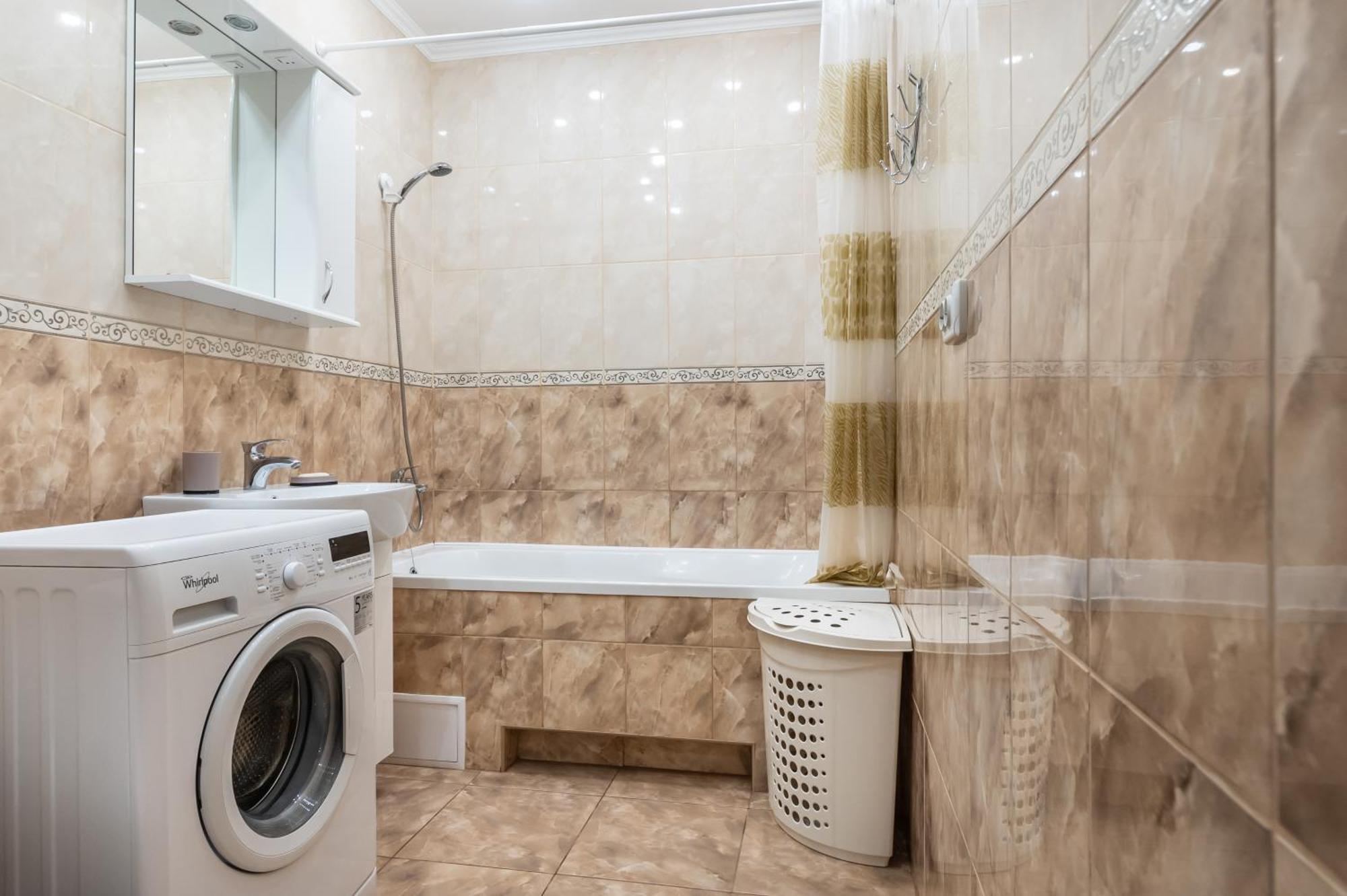 Apartments Near Poznyaki Station Київ Екстер'єр фото